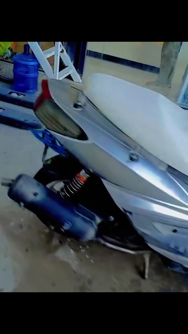 سلام عليكم دراجه سكنس فحل دراجه خيره من الله مكينه ناعمه ما مفتوحه تجي تفحص كدام عينك دراجه كله بلادي بس ما عده الكفر مالته بيه دبل رياضي و جك نص رياضي شوته جديده 650وبيه مجال لشرايي مكاني نجف حي لأنصار متواجد عل فيس


**إذا كنت صاحب هذا الإعلان وتريد حذفه لأي سبب، رجاءا أرسل رسالة إلى الدعم الفني**