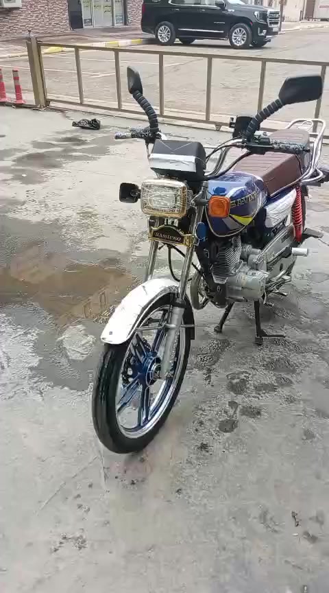 السلام عليكم ماطور إيراني للبيع موديل 20 لاموطور كله شغال سلف هندر اشاير يمنه ويسره المنفيس موجود السعر 600 وبيه مجال رقم الهاتف ***********
