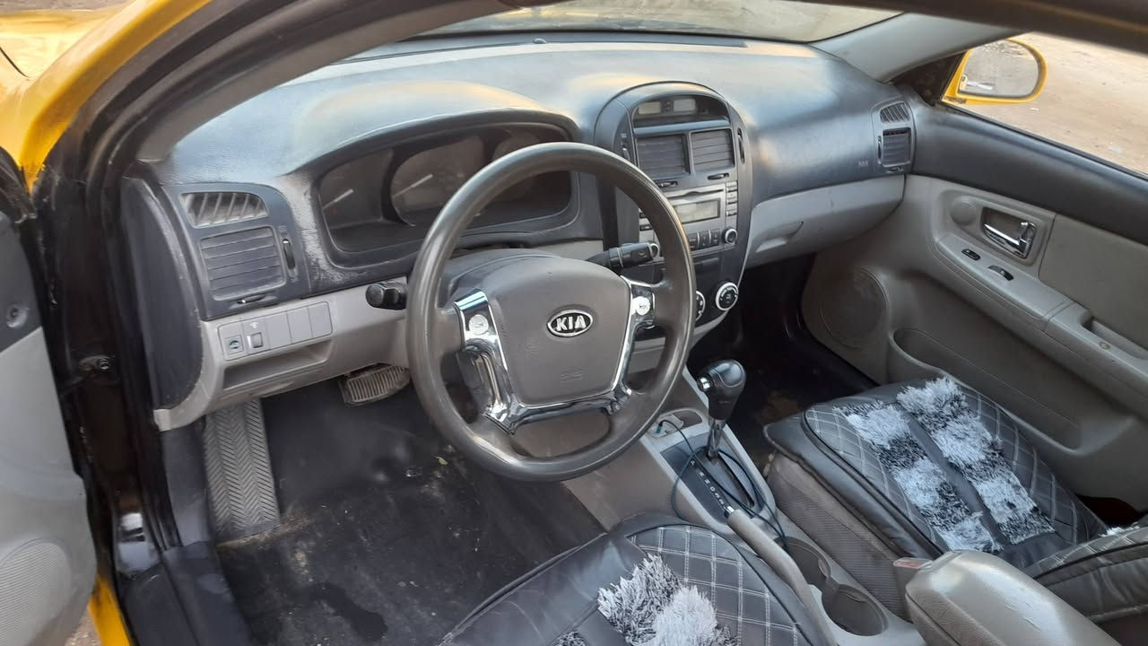 سبكتره موديل ٩
رقم انبار مصفره محرك كير حلوات 
تخم تاير صدر جديد سعر ٦٠ وبيه مجال سياره حلوه مال عيشه  غير متواجد ع فيس مكاني الحصوه الاسكندريه
***********
