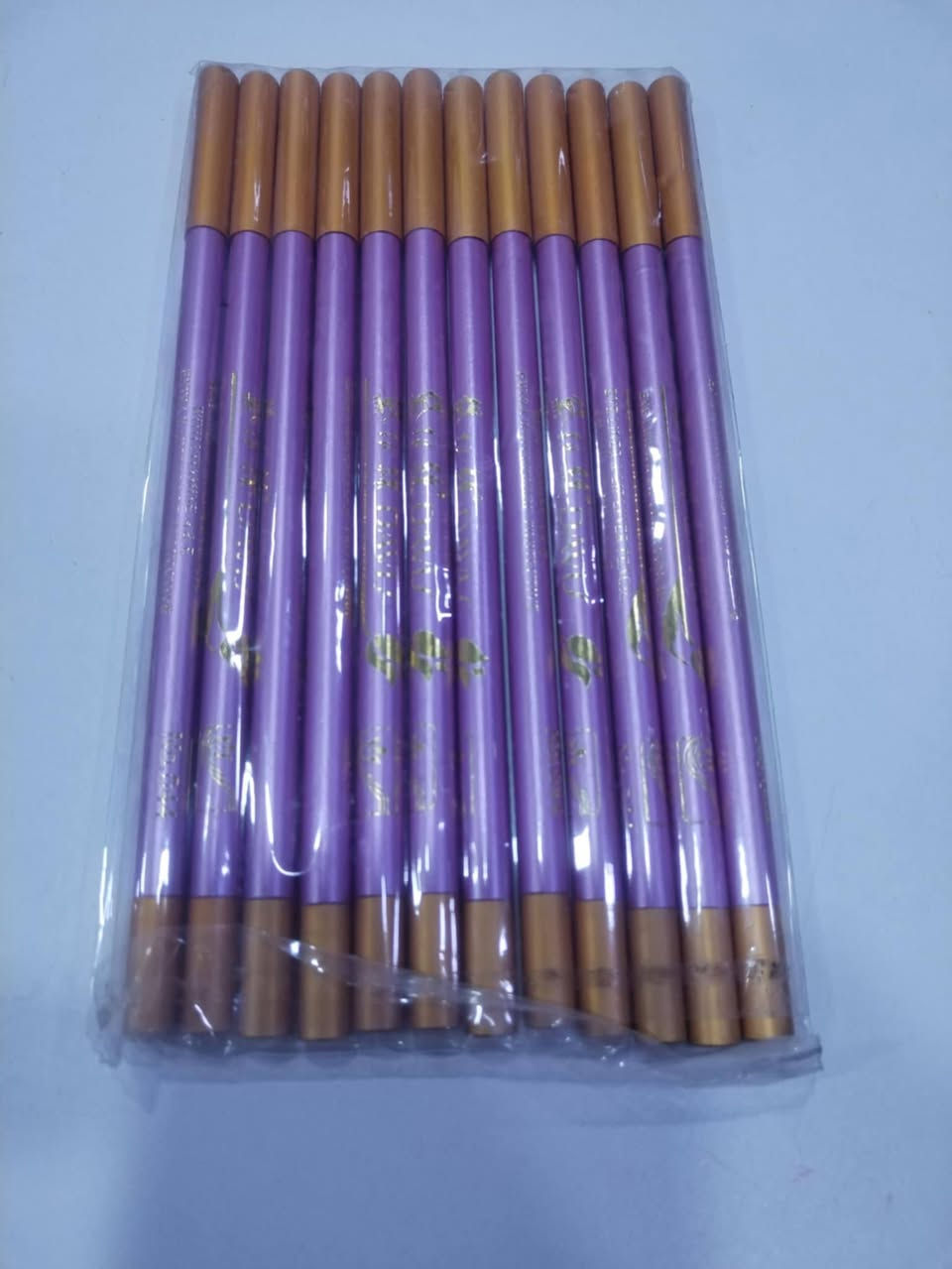 أقلام تحديد الدرزن لون واحد فقط سعر الدرزن ب ١٥٠٠ يطلع كل قلمين ب ربع ٢٥٠ بلاش يابلاش العنوان سامراء مجمع الابرار حي صلاح الدين بداية شارع جامع الهدى والملعب الخماسي شارع ٩ قرب مجمع أحمد القيسي للمنزلية قرب مكتب النائب مثنى عبد الصمد السامرائي هاتف *********** تابع الصفحة وتمتع بالعروض
