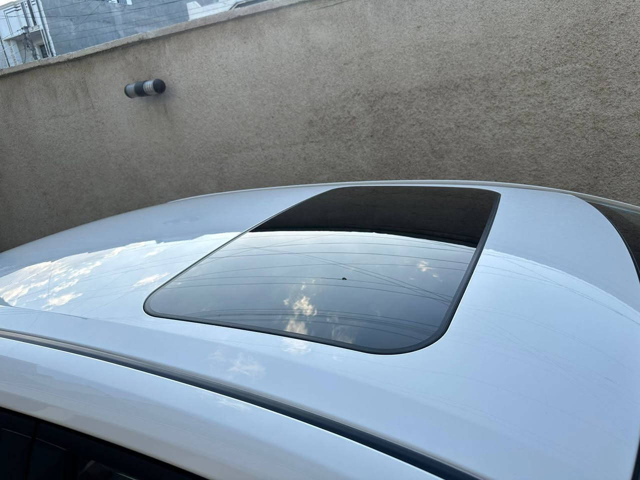 السلام عليكم للبيع فقط كورلا مديل 24 شكل الخليجي ماشية 12الف السيارة مكفولة من البارد وتكحير علامة زركة داخل احمر وفتحة السعر 145 الاستفسار *********** غير متواجد على
