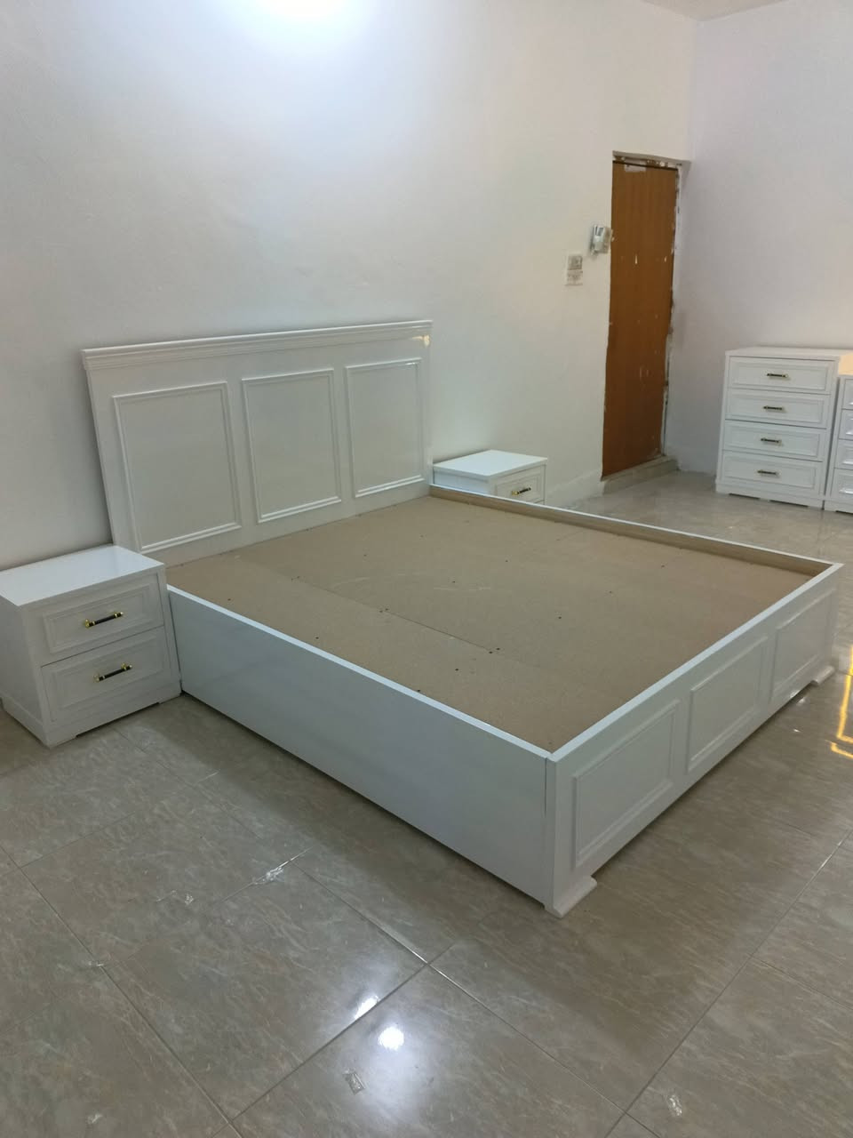 السلام عليكم احبائي عمل غرف نوم سته طابق واحد وأن شاء لله ينال اعجابكم بتفاصيل وديكور تركي وصبغ تركي النجارة أبو علي النجار واولاده وصباغة فارس قاسم العنوان الإسكندرية مقابل البريد للاتصال على الرقم الموجود ***********او مراسلة الصفحه اخوكم أبو رهف
