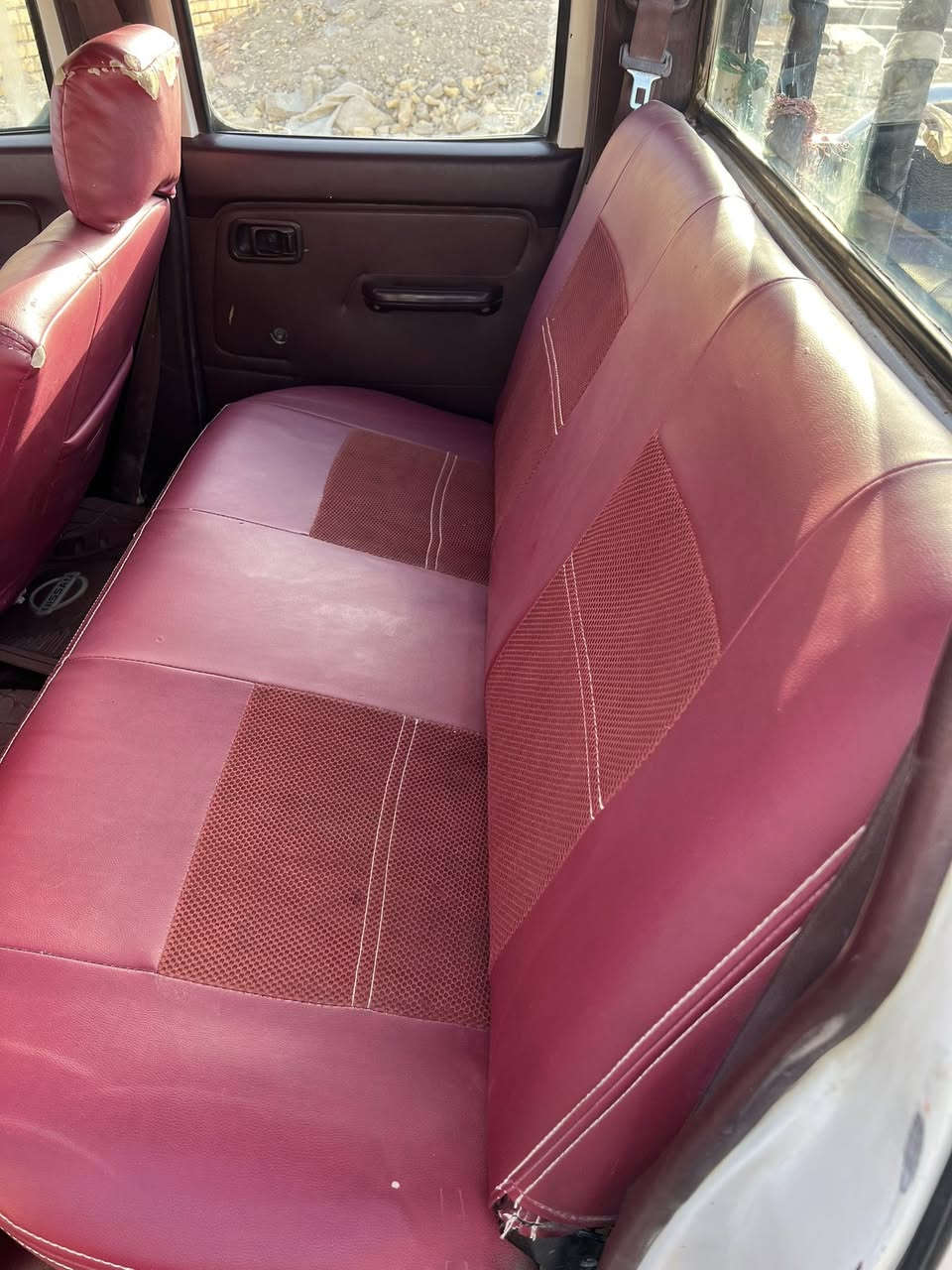 نيسان للبيع 2009 السعر 95 وبيها مجال قليل 
رقم نكليزي الجديد سنويه 2030 باسمي
مصبوغه عام جماليه 
العنوان الناصرية مركز المحافظه قرب جامعة ذي قار 
الشراي يتصل على الرقم ***********
