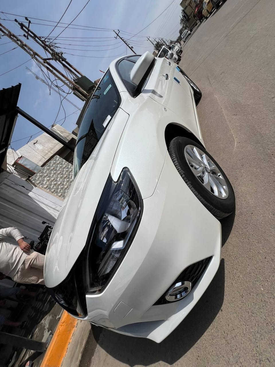 السلام عليكم
⭕سنترا نيسان
⭕ فئة sv
⭕موديل ٢٠٢٥
⭕رقم بغداد انكليزي
⭕محرك ١٦٠٠
⭕٤ سلندر
⭕شاشة تحكم
⭕فتحة سقف (بنيراما)
⭕كامرة خلفية
⭕ماشية ٢٧٥٠
⭕يعني زيرو
⭕سيارة ما بيها نقص اي شي
⭕ بعدها بوضعيت شركة ضمان ٣سنوات او ١٠٠ الف كيلو متر 
⭕تحويل مباشر
⭕السعر خاص او  الاتصال على الرقم
***********
***********
