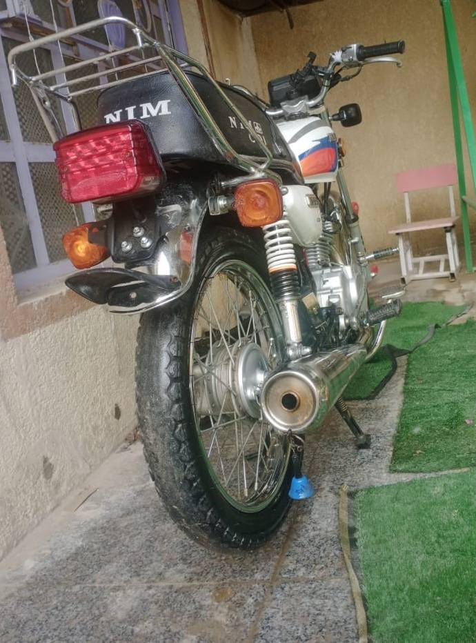 السلام عليكم
دراجة للبيع  اربعة كير نامة موديل 25 اوراق سكنر محركهة مكفول  ودراجة مكفولة  سعرهة 675 وبي مجال بسيط مكاني كربلاء الحر استفسار ***********/ بي واتساب
