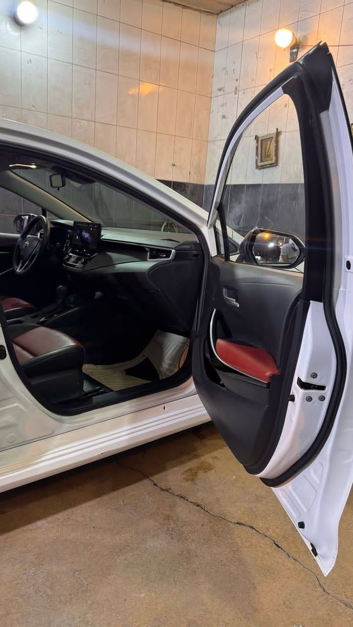 للبيع كورلا هايبرد 2024
السعر/ ١٣٧ وبيها مجال 

 ماشية/ ٤٧ الف

رقم بغداد باسمي

موقعها بغداد + بابل

بيها طخة بسيطة بالباب الخلفي والجاملغ موضحة بالفيديو 

المواصفات :

1/1 عدى الكشن مو كهرباء 

بصمة

فتحة

دخول ذكي

کامره خلفية عدستين

رادار

نظام اللايت اوتو + العالي أوتو 

مثبت سرعة

قيادة ذاتية

نظام تحكم ستيرن

نظام تحديد مسار وتنبيه عند الخروج من المسار 

توقف ذاتي

اوتو هولد

جام اوتو

قطعتين تبريد

شاشة ديجيتل

كشنات جلد لونين احمر وأسود 

سايد بريك بصمة

3 انضمة قيادة ايكو، نورمال، سبورت

للتواصل خاص او واتساب/ ***********
