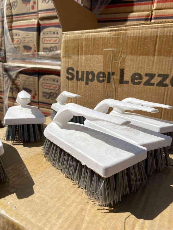 سلام عليكم اخوان تتوفر عندي كافة المواد المنزلية 

حصالة نقود 

كيس نفاية 

سفرة طعام 

ورق زبدة 

نايلون منزلي 

عودة ماسحة 

كاسة سمول 

ماعون كيك 

ملعقة طعام 

كوب شاي 

كوب قهوة 

فرج بانواعها ناعم وخشن 

سفنج 

جلاف بانواعة 

جلاف سيم 

شنو تحب نوصلك لمحلك او لبيتك 

راسلوني واتساب ***********

شنو تحبون اجهزكم اخوان
