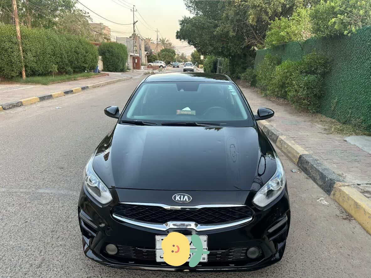 السلام عليكم كيا فورتي موديل 2019 رقم اربيل  تحويل مباشر هزه وفحص  جديد حادثها 3 قطع جاملغ وبابين جهه اليمين بدون دواخل بدون لغود بدون شواصي مواصفات شاشه تاب كبيره وكامره وتحكمات وحساس خلفي وتبريد بيانو ثلج بلادي صور مرفقه للحادث ومحرك 2000  دوش  بدون دواخل  بدون ايرباك مكانها بغداد الدورة *********** السعر 107 ومجال بسيط تخم تايرات ويل كب وبعد بيها مواصفات اكثر
