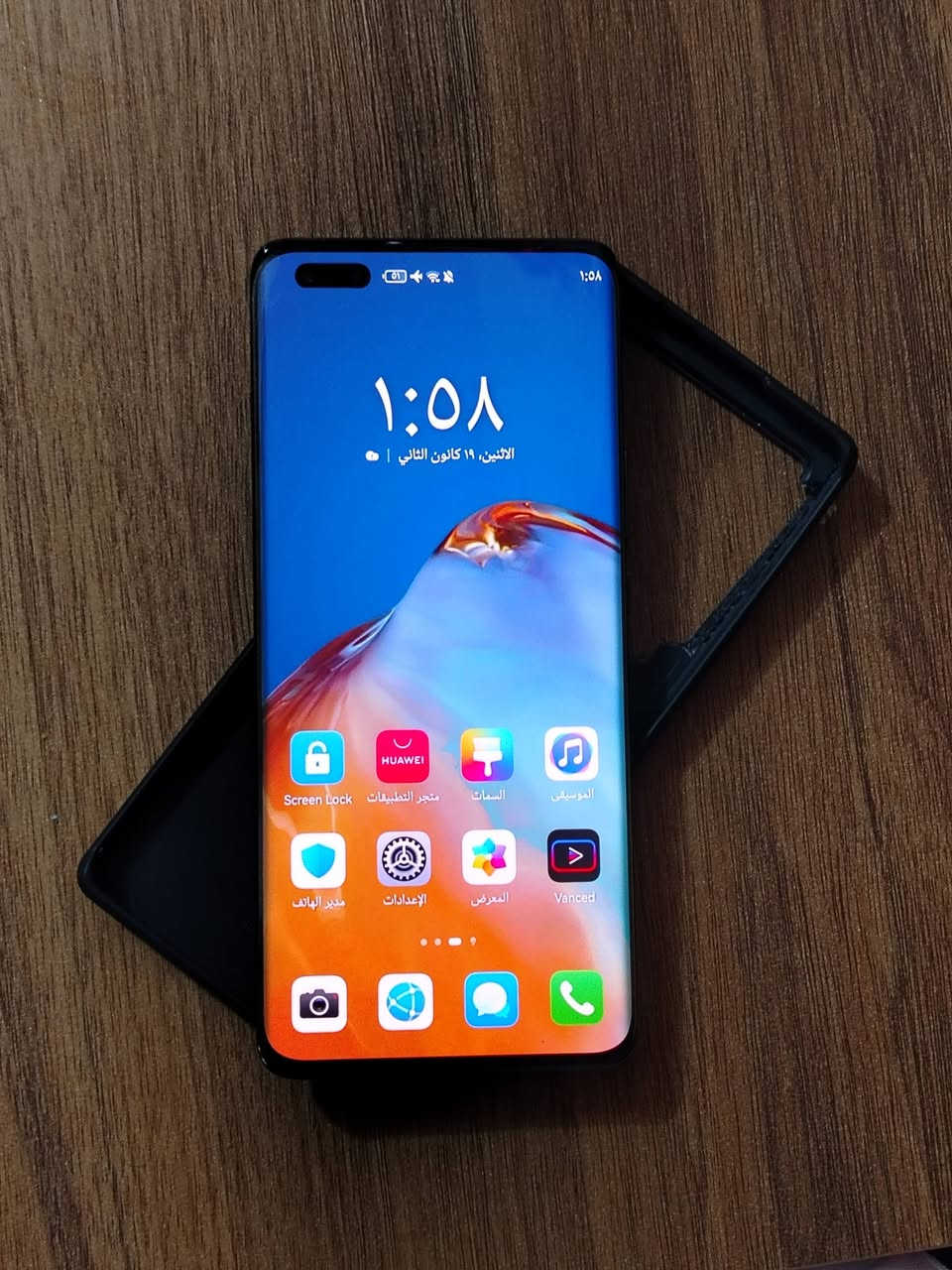 سلام عليكم هواوي نوفا 11 برو نسخه الهارموني
ذاكره 256 رام 8 نظيف جدا كفر ولزكه ويا فقط بغداد ***********
