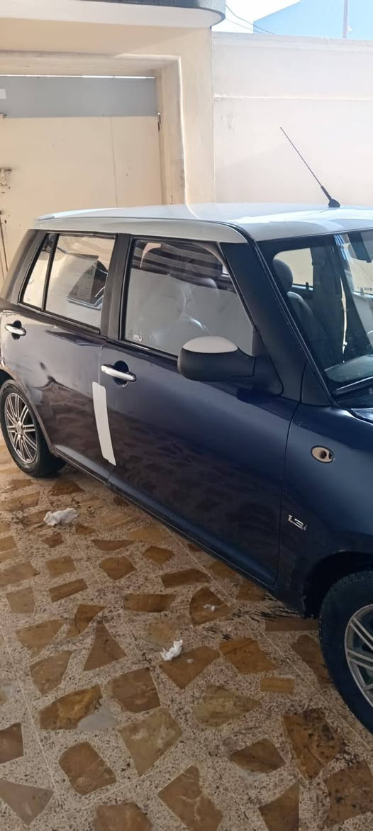 السلام عليكم ليفان 320رقم بغداد تحويل موصل صحبها الشرعي بل موصل صبغ نص جاملخ امامي فقط كير ومكينه شرط بيها كاربون  كاربون بانزين شرط التحويل سعرها 39وبيها مجال للاستفسار الاتصال ***********
