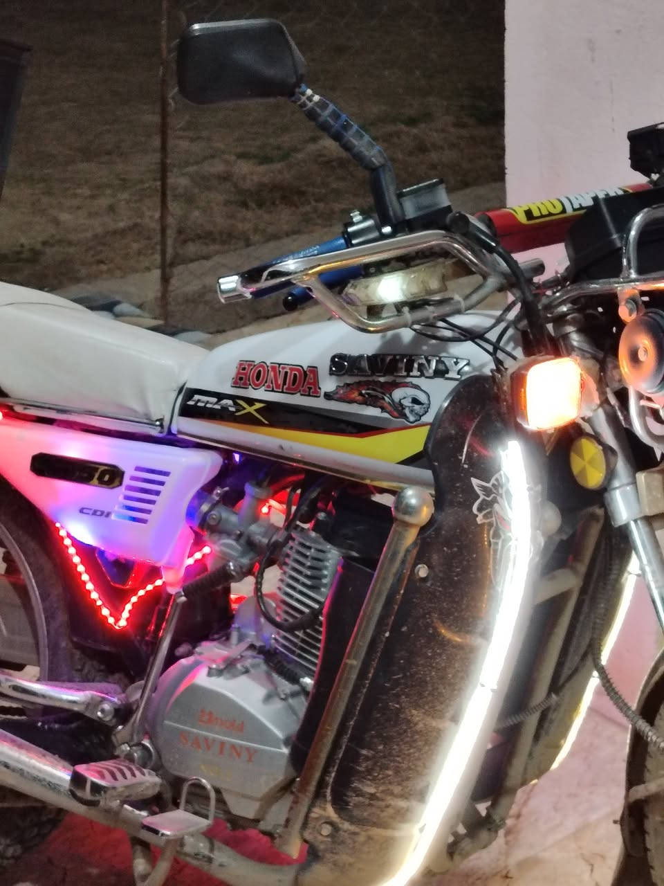 السـلام عليـكم أعاده نشر
موطور سيفان موديل 2020 نضافه كدام العين محرك مفتوح الموطور مداري فول
السعر 500
رقمي ***********
