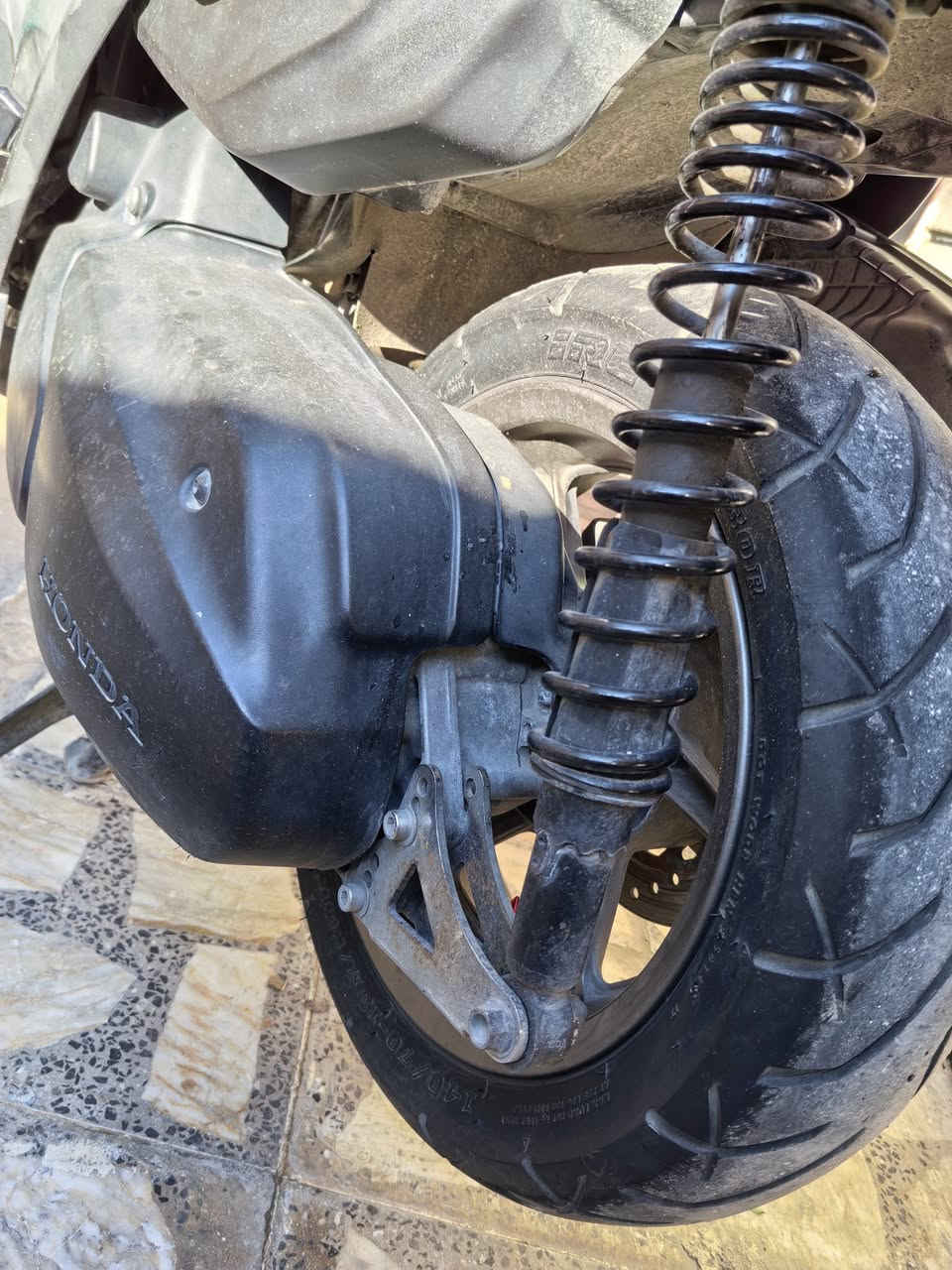 السلام عليكم شباب فاز للبيع كلشي ماعرف بيهن تعال وشوف لا تسأل شبيه ما بيها سعر ١٢ ورقة بغداد الثعالبة ***********
