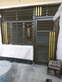 ٠٧٧٠١٩٧٦٨٣٣صباغ