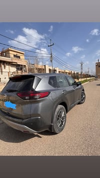 نیسان روج 2021  چوار پستن سبوغی نیە مواسفات عادی  رقم اربیل 0750181880...