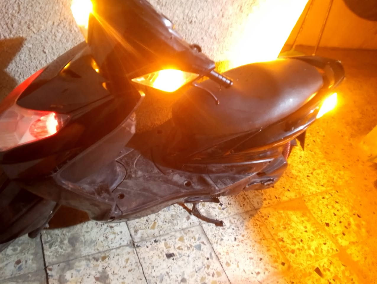 السلام عليكم عندي دراجه سكني فحل للبيع دراجه مثل ما موجوده با صور سعر دراجه 550 وبيه مجال بسيط العنوان بغداد جديده شارع المسبح رقمي ***********
