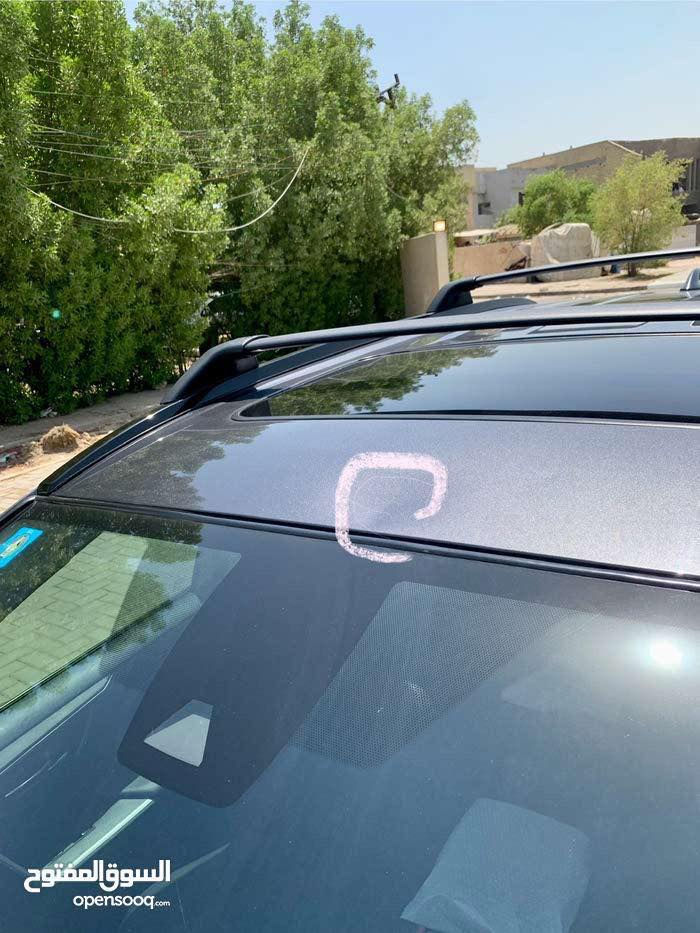 للبيع 
-النوع : تويوتا راف فور 
-الموديل 2022
-الفئه : XLE فوول مواصفات
-ماشية  18ميل
-حجم المحرك :  2500 
-لون السياره فيلي 
-حادثها بنيد مبدل وجاملغ 
وبدايت الشاصي معمر شي بسيط
يرباك راجع سستم 
 الحافه مال باب بيه رصعات

وسياره جاهزه من كلشي

(  الموصفات  )
.سلايد روف 
. لد امامي 
. شاشه لمس
. صندوق كهرباء 
.  كشن السائق كهربائي 
. رادار امامي+ خلفي 
. رادارات بالمري الجانبيه 
. مانع تصادم 
. اشاير بالمري 
. تحديد مسار 
. مانع تزحلق 
. هند بريك بصمه 
. بك لايت لد
. اشاره الاماميه لد 
. نضام مانع انحدار
. 3 
انضمه قيادة
بغداد بسمي السعر 210

التصال ***********
