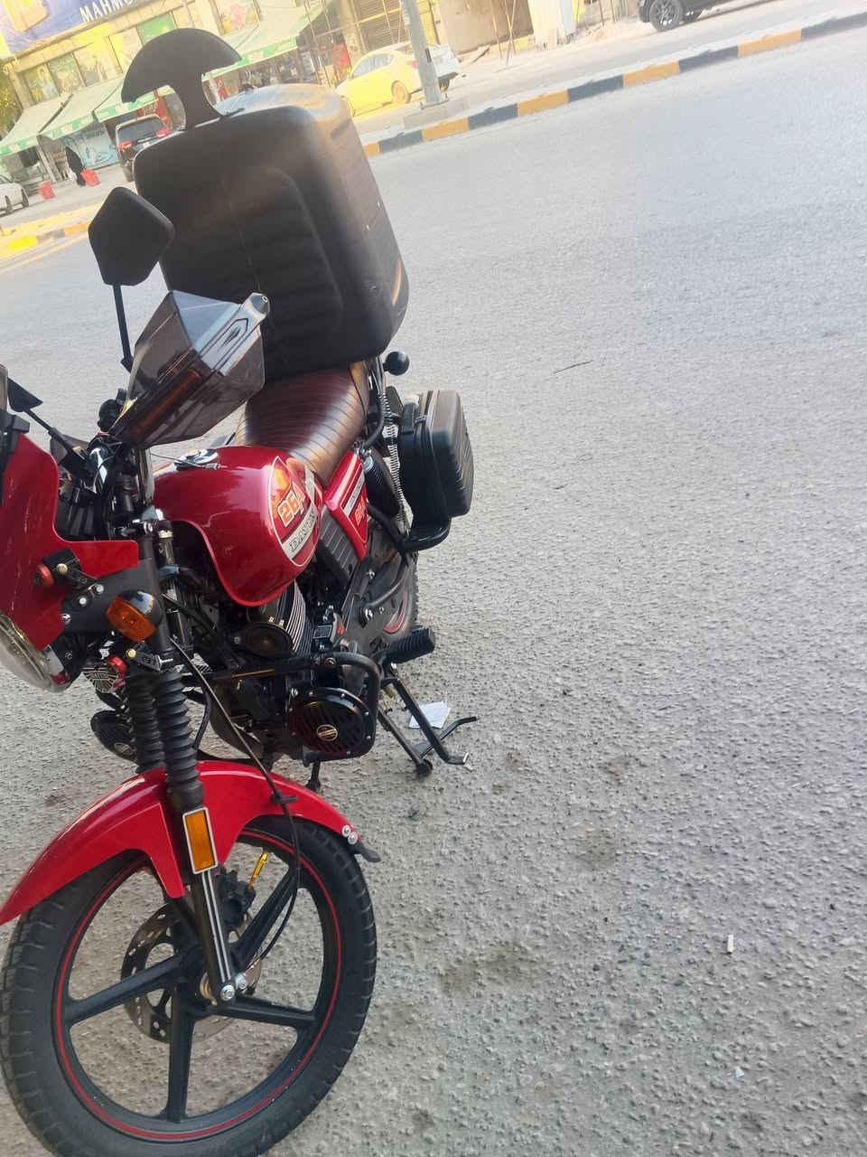 السلام عليكم ......
دايون مديل2025 للبيع
محرك مامفتوح دراجه جديده برغي ممفتوح بيها على حطتها كلشي ما اشلع منها دراجه مامتعوبه وماماشيه هواي 
رايدها ب2300 وبيها مجال قليل مكاني نجف ميلاد فاو 
***********
