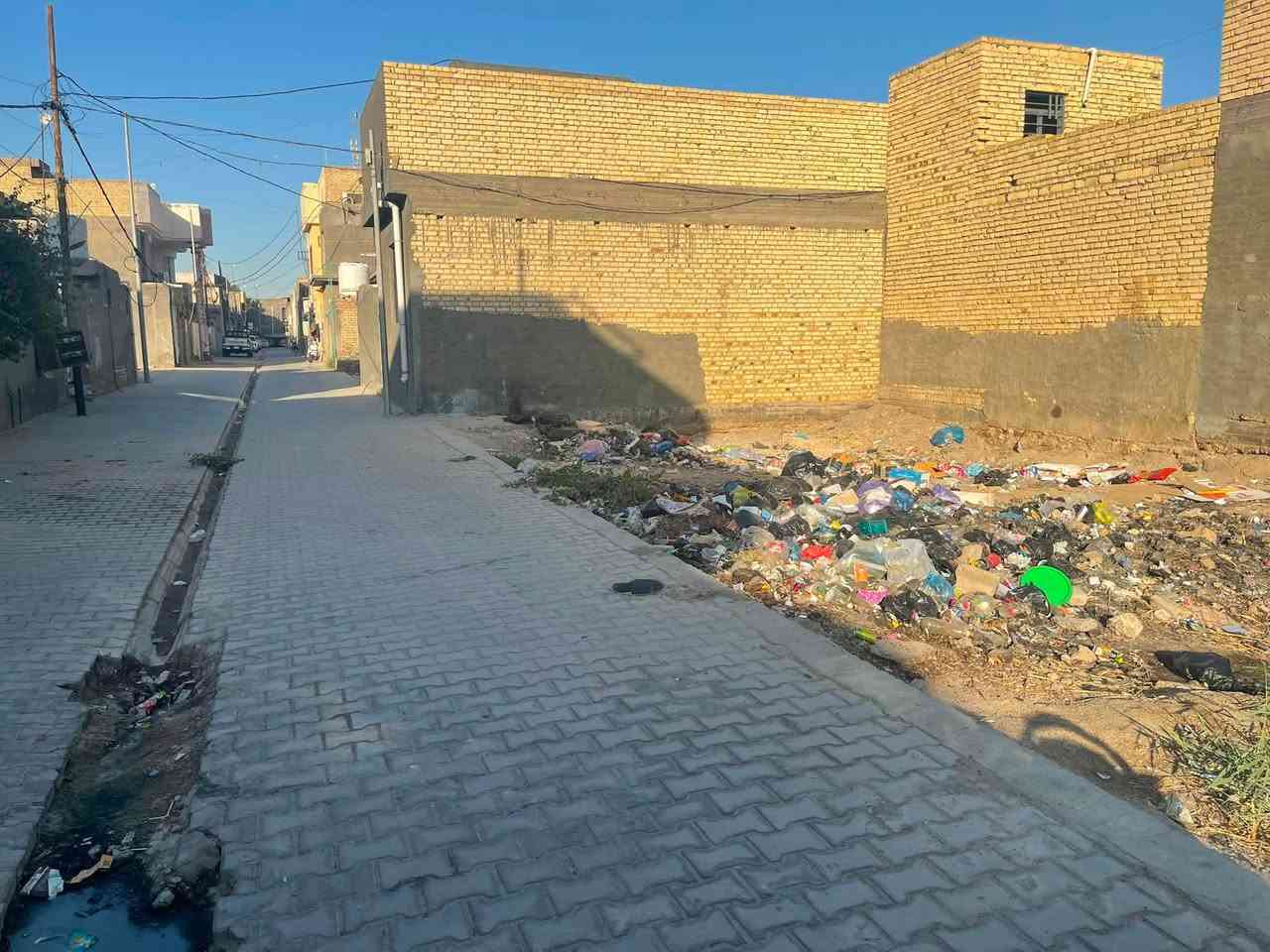قطعة(١٠٠متر) للبيع
المكان /الصياغ قرب مدرسه أوروك
السعر (٢٥ مليون )قابل للتفاوض
 
اتصال /***********
