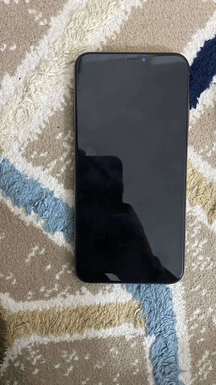 للبيع iPhone Xs Max
ذاكره 256
نموذج M
بطاريه78
مبدل شاشه بيها خط ما مأثر بشي 
السعر 175وبي مجال


**إذا كنت صاحب هذا الإعلان وتريد حذفه لأي سبب، رجاءا أرسل رسالة إلى الدعم الفني**