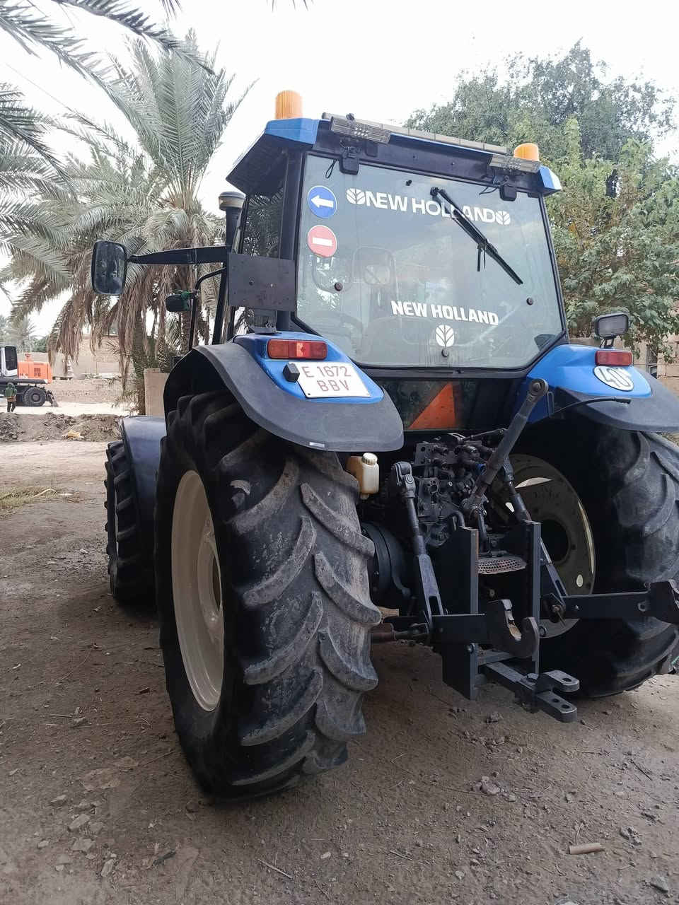 للبيع فول عادي جديده ***********
