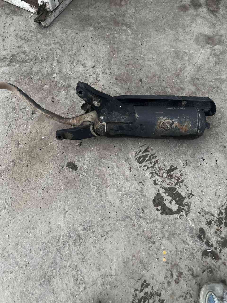 صانصنه ماكس كاتم ما بيه قطرة لحيم سعر ٢٠ الف مكان بغداد لبلديات***********
