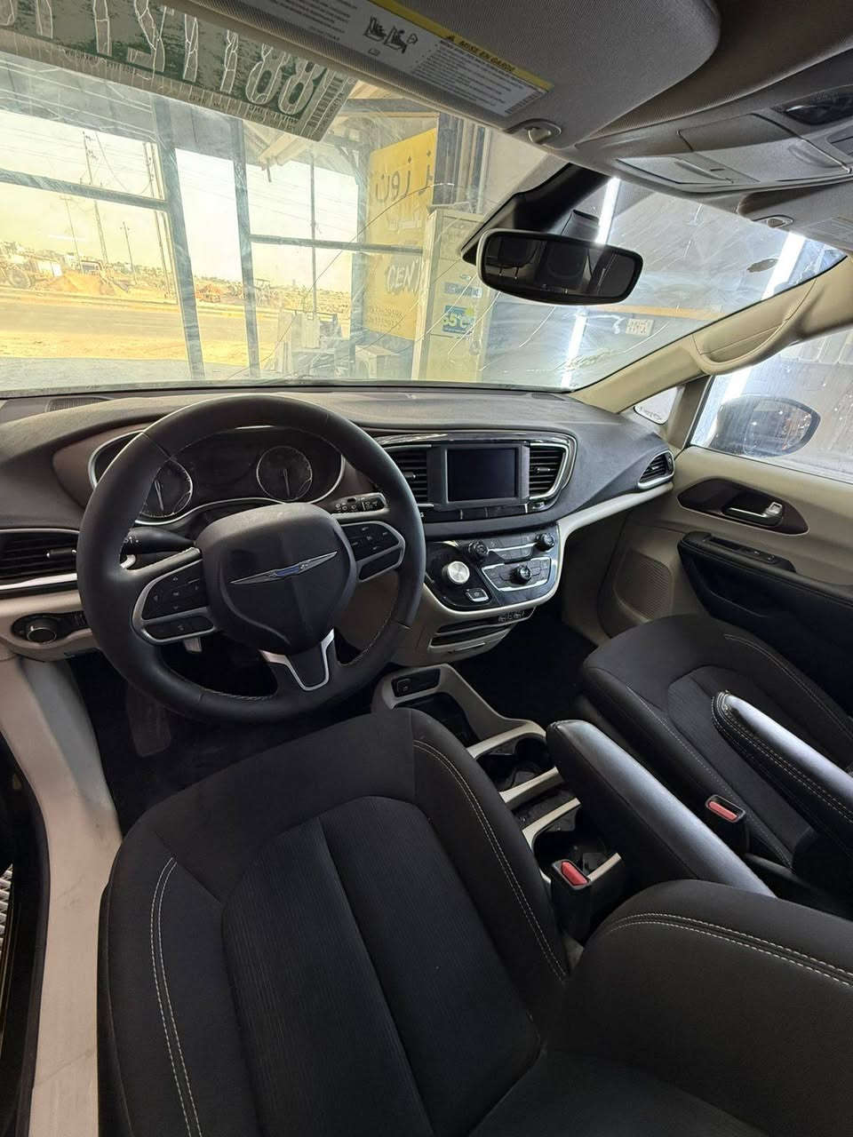 كرايسر باسفيكا فيوجر 23 حره رقم بغداد ضرر دعاميه اماميه فقط ماشيه 73 محرك 3600 7 راكب مكاني الديوانية السعر 215 ورقه ***********
