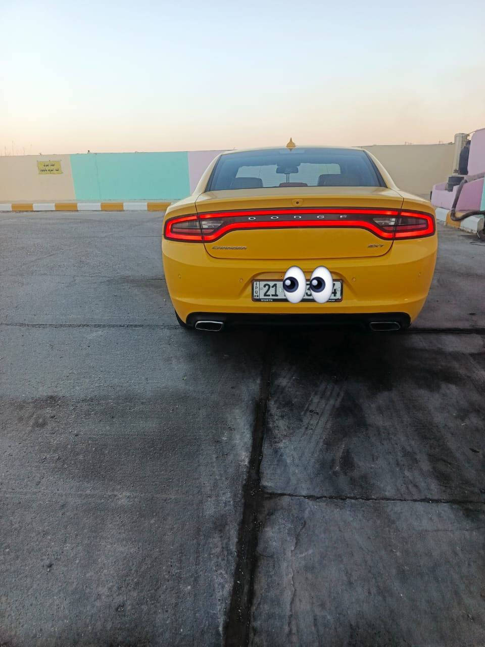 سلام عليكم جارجر موديل 18 رقم شمالي اللون ليموني اصل سياره بيه جاملق وبنيد والباقي كفاله كير مكينه اكسل حداديه كفاله تخم تاير جديد تبريد شغال سعر 185 وبيه مجال الاستفسار ***********
