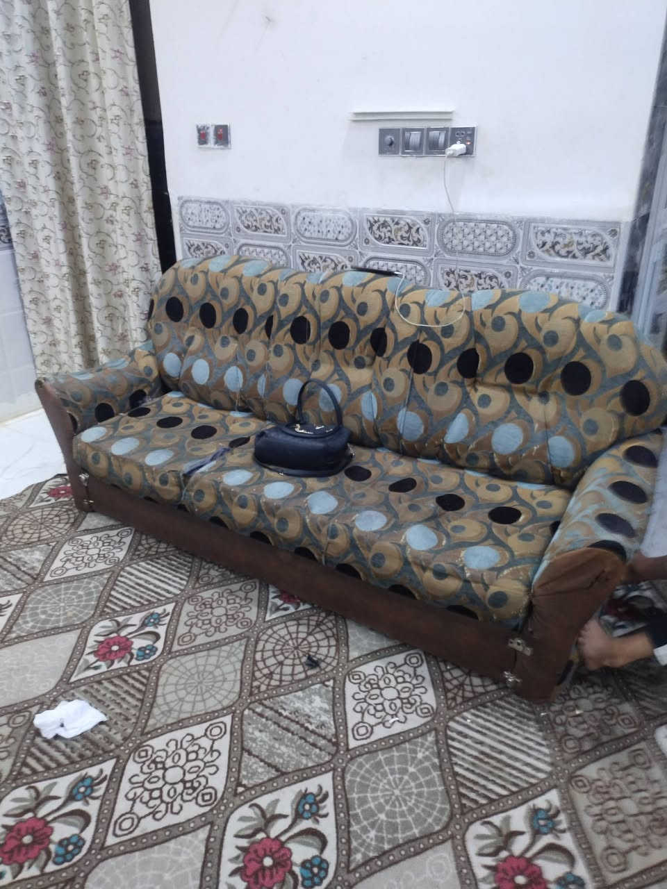 سلام عليكم بيع سريع مكان نجف قريه الغدير *********** واتس اب
