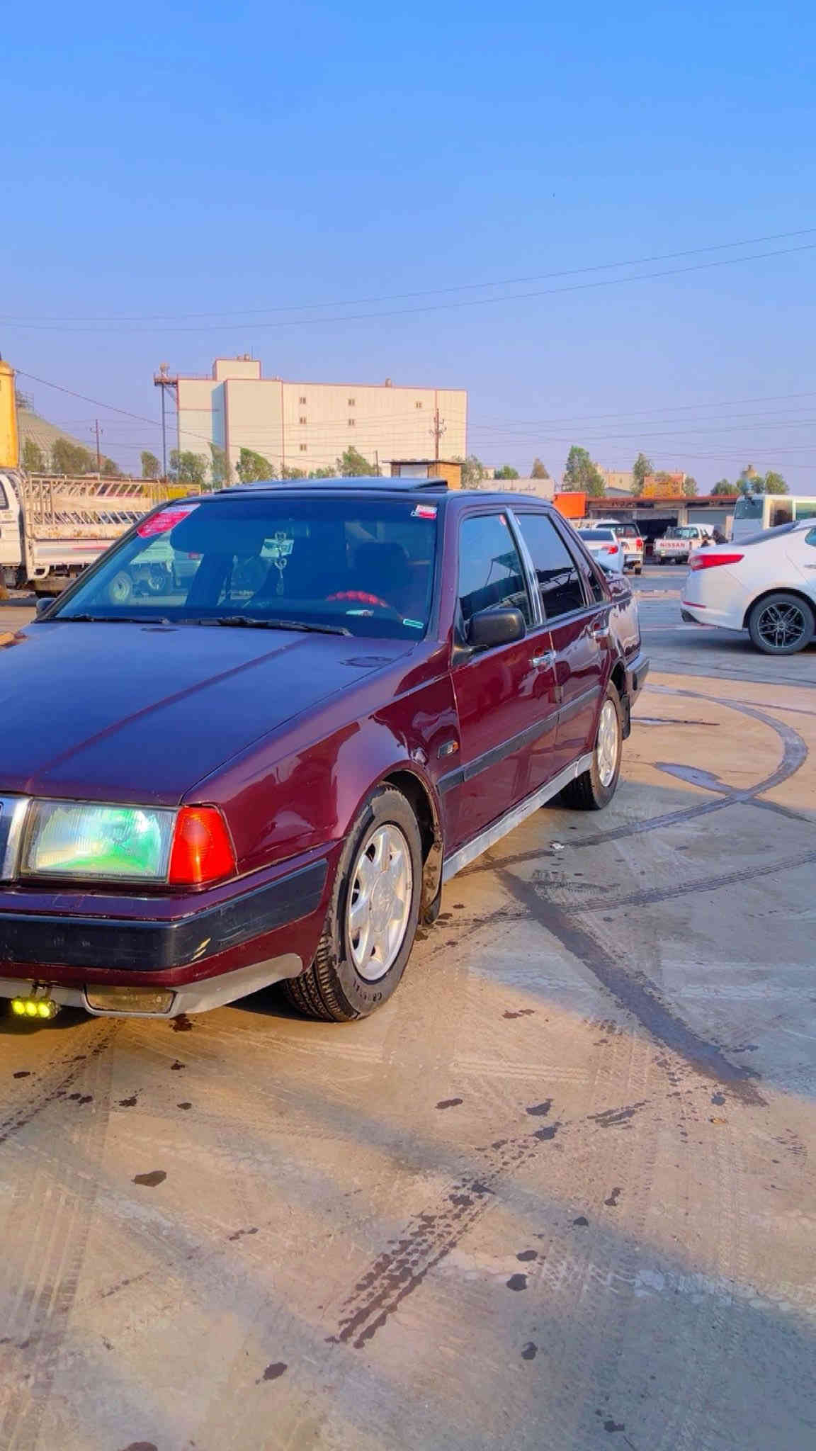 ملاحضه السياره ايد وحده مال جناي   فالفو حجم 460 موديل 93 رقم وسنوية جديد كابون بانزين تبريد ثلج كير ومحرك بشرط مابي مصرف كلشي جاهز جامات الامامي كهربائي لايت زينون بلاجكتور هم زينون تخم تايرات جديد سعر 38 وشوي مجال رقم الهاتف *********** واتساب هم موجود
