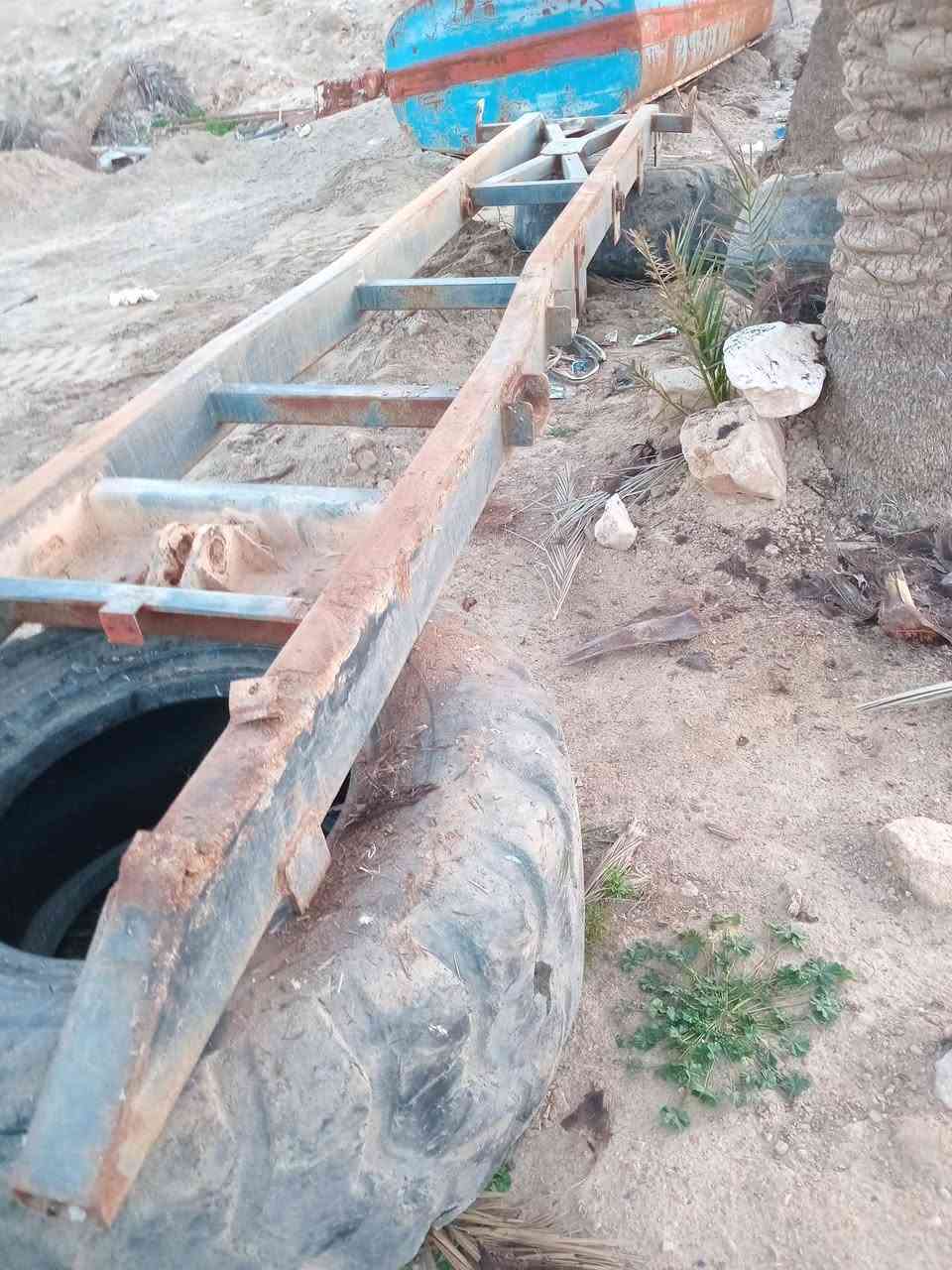 للبيع دبل شاصي طول 580م يرهم  قجم والبي بيع مستعجل ***********
