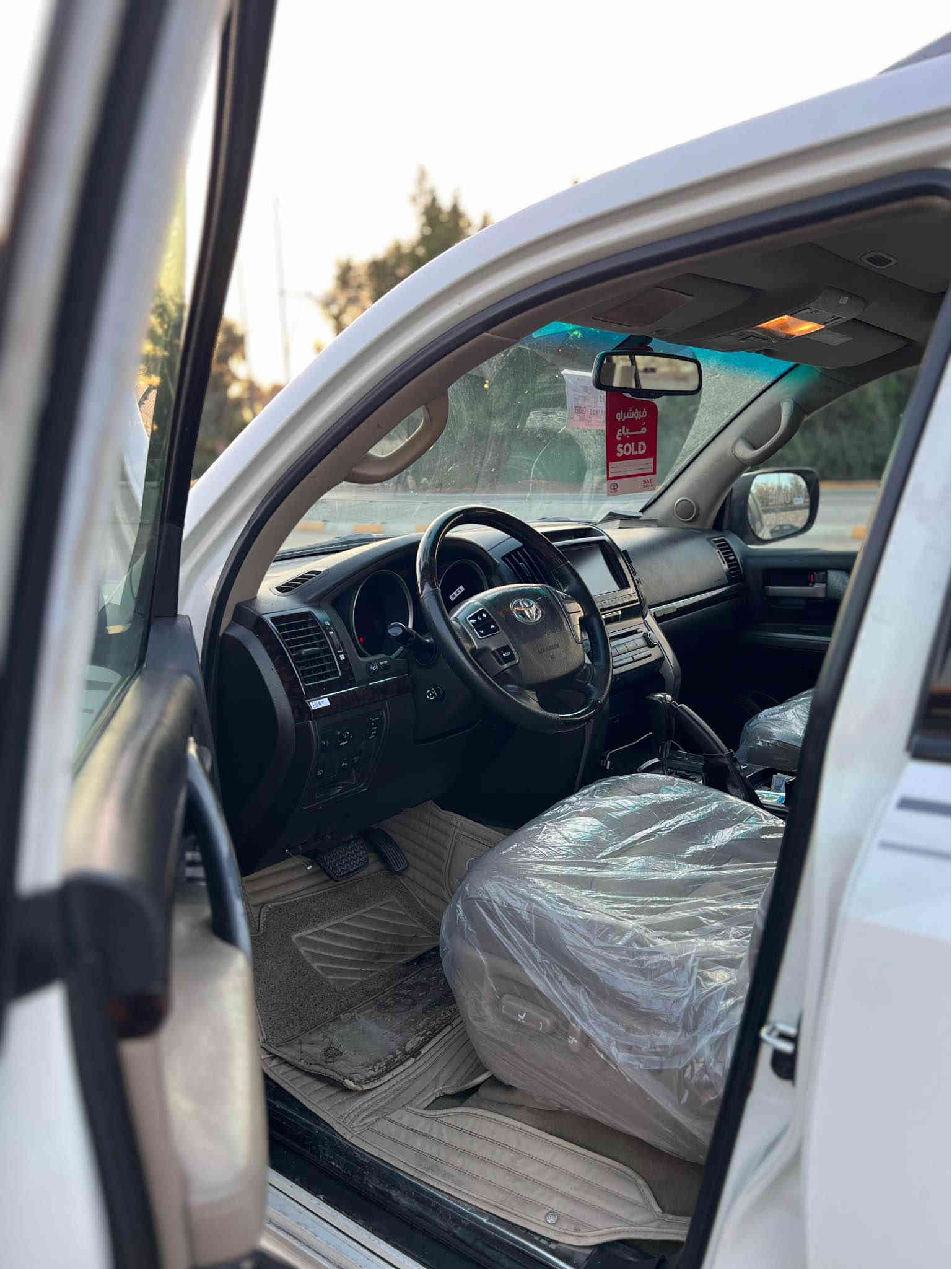 5700 فول مواصفات لكزز  

موديل 10

مكفولة كفالة عامة

بيها شخط مكانين 

الباقي كفالة 

ماشية 200

مكاني بغداد القادسية 

‭0777 485 9880‬

سعر 318 بغداد
