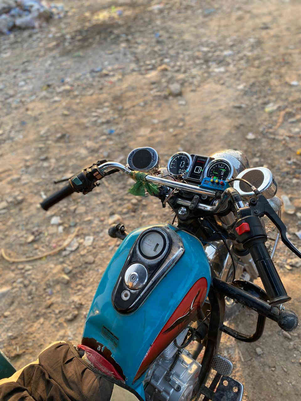 ستوته للبيع موديل 22 اوراق اصوليه المكان بغداد سعر اثنين وبيها مجال بسيط شراي يتصل هذا رقم صاحبها ***********
