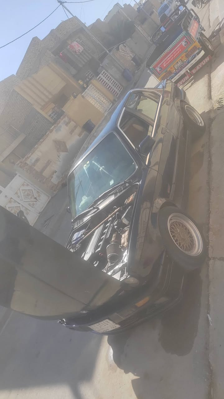 سلام عليكم بي ام دبليو زعره محرك ٦ سلندر صقر مسكر بيه صوت بل مكينه  واني مو جناي اريد ابيع او امراوس سياره رقم كركوك سنويه ٢٧ سعر ٣٨ وبيه مجال قليل تحويل احول اي ستفسار اتصل على *********** او راسني واتساب عنوان كوت واسط
