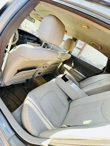 سافران ١١ كفاله عامه عدا رصعه صغيره بلباب  سياره جاهزه من كلشي تدفئ تبريد  ادامه شامله حداديه داينما باتري تايرات كمبريسر حداديه خلفيه منزلها للكاع كلها جديد اماميه كذالك مشط ستيرن جديد رقم سليمانيه انطيك رقم المالك تخابره وتروح داور مباشره سياره حلوه  شرط مكينتها البلاديه مامبدله ولامجفته سعره ١١٥ قفل مكان الديوانيه لتواصل
***********
