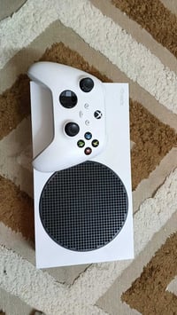 إكس بوكس سيرس اس جديد كامل ملحقاته استعمال شهر ويدة كيم سير احترافيه س...