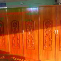 غرفه خشب • سته ابواب • نضيفه