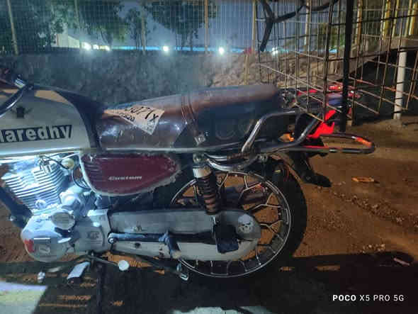 السلام عليكم 
موطور سيفان 

2020
نشاطه فول 
خمسه كير 

اشاير شقاله

باتري جديد 

***********
