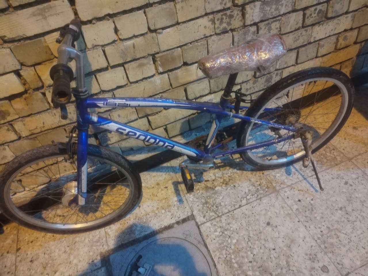 سلام عليكم بايسكل ياباني حجم 22 للبيع بدون بريكات سعر 25 و بي مجال تعال و تدلل شوفة و فحصة مكاني بغداد العبيدي شراي تعال خاص


**إذا كنت صاحب هذا الإعلان وتريد حذفه لأي سبب، رجاءا أرسل رسالة إلى الدعم الفني**