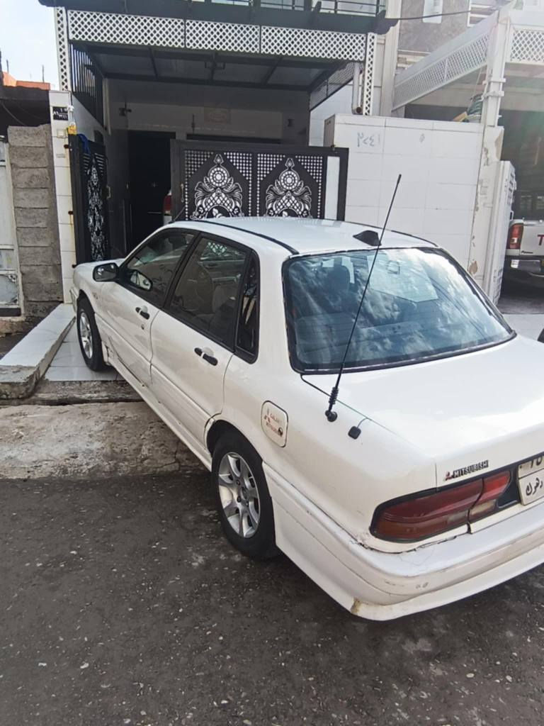 مستڕبۆشی گڵاند مۆدیل ١٩٩٢ بە شە رتی گیڕ ۆمە کینە ورگە روا بڕاوە بە شە رت سیاڕە کە هیچی نیە زور پاکە تحۆیل ۆ؟غرامە بە شە رت سعری ٣١ ورقە ومجاڵ  ٥ ورقە غڕامە ی ڵە سە رە دواێ معامڵە بیبڕە ژماڕە مۆبایل *********** أربيل, العراق
