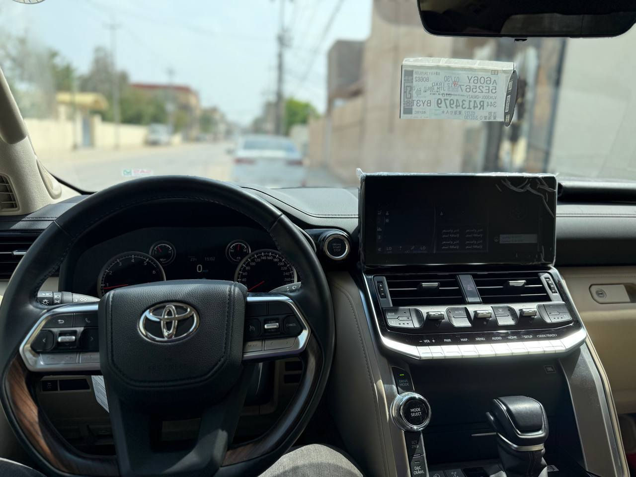 سلام عليكم
لاندكروز موديل 2024 ساز ام ضمان بعده داخل الضمان 
تون توربو زيرو ماشيه 3400 كيلو 
سياره كفاله عامه من كلشي حتا من جكه الابره 
فول مواصفات ال ساز معروف ماواصفاته 
رقم التواصل ***********
