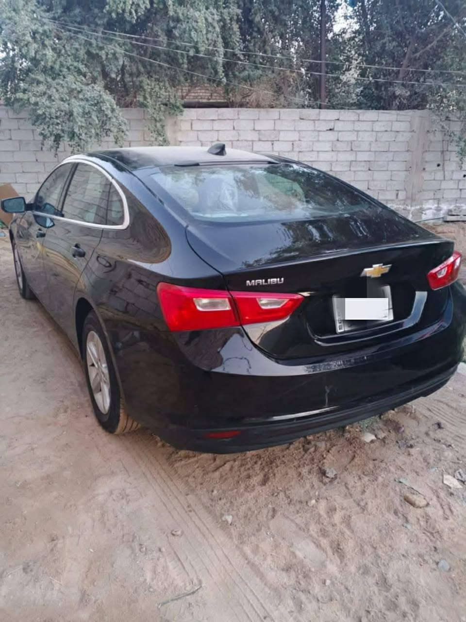 أعادت النشر بسبب الوعود الكاذبة ماليبو موديل 22 للبيع ماشيه 40 الف مكينة الف و500  حادث جاملغ وبنيد شطحي راديترات كله ابلاديه اني مشتغله على أيدي شغل مال جناي كهربائياته بلاديه حداديته ابلاديه مال الشركه مامتعوبه  السياره حلوه وبلعافيه على الياخذه  بدون شواصي شرط الفحص فقط إصبعين بالغد تبريد ثلج شغال تايرات تخم جديد  السبير مانازل رقم قادسيه معوقيين  مكان السيارة محافظة النجف الكوفه بيع نقد اعتذر عن الاقصاد ولمراوس الرقم ***********
