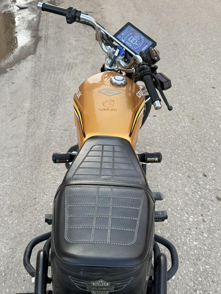 السلام عليكم ...
دراجة سولنك للبيع موديل ٢٠٢٥ لون مميز الدراجة جديدة معنى الكلمة مثل ما موضح بالصور مكينتها ٢٠٠ خير من الله سعرها ٧٥٠ وبيها مجال بسيط 
مكانها طويريج للاستفسار ***********
