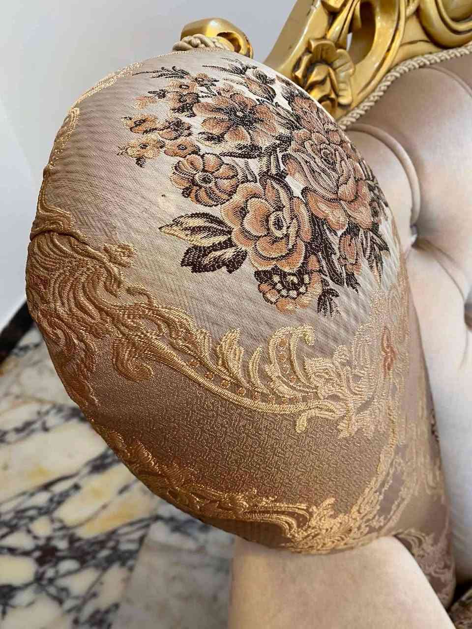 للبيع بسعر 100 الف ***********
