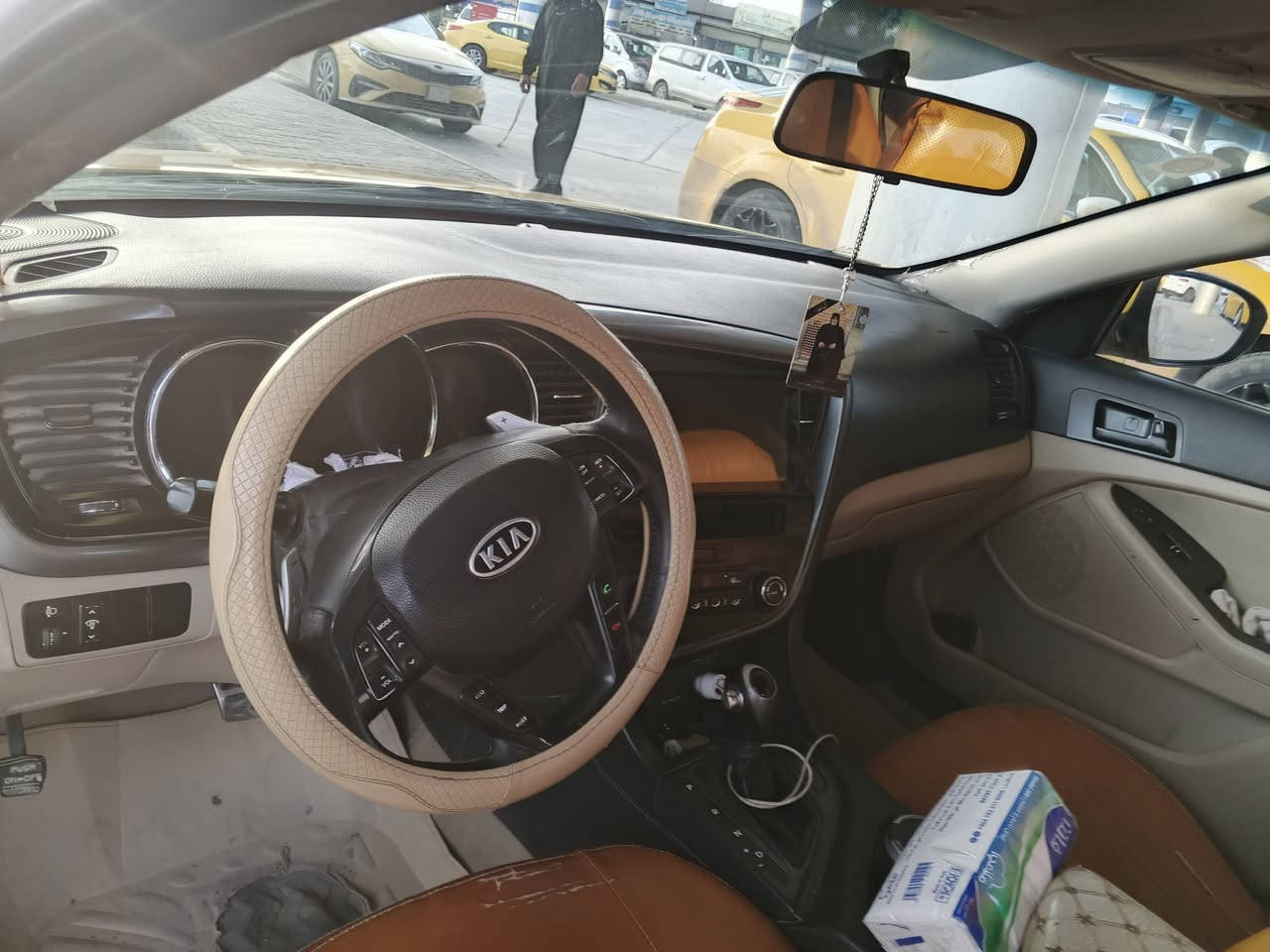 السلام عليكم أوبتما للبيع موديل 12 خليخي مكفوله كفاله عامه خط سماوه نجف مصفره من الهيئه والمرور المكان السياره السماوه حي المعلمين الثاني السعر على هذا الرقم   ***********
