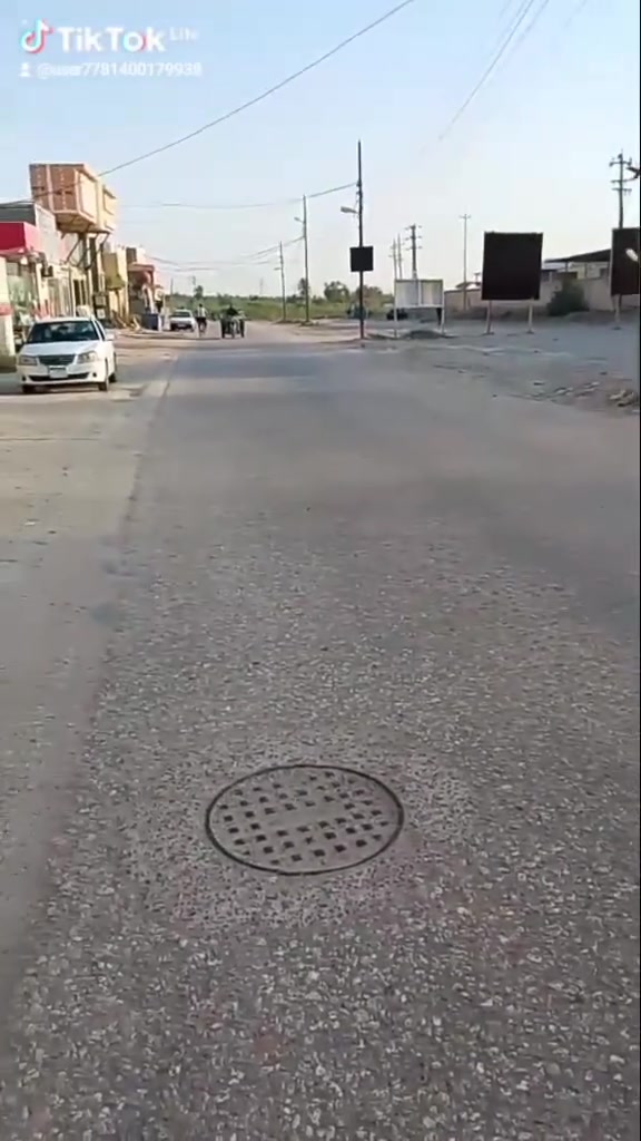 سلام عليكم بيت للبيع كربلاء الحسينيه منطقة الاعطيشي مقابل المستشفى طابو صرف سعر وباقي تفاصيل عل اتصال ***********
