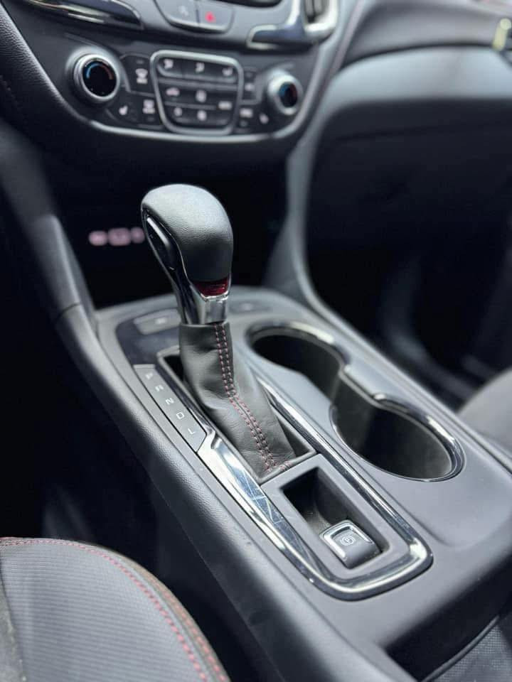 Equinox RS AWD23
ماشيه26 mile
السعر 165$ مرقم باسمي 
مكاني ميسان 
تفاصيل اكثر واتساب ***********
