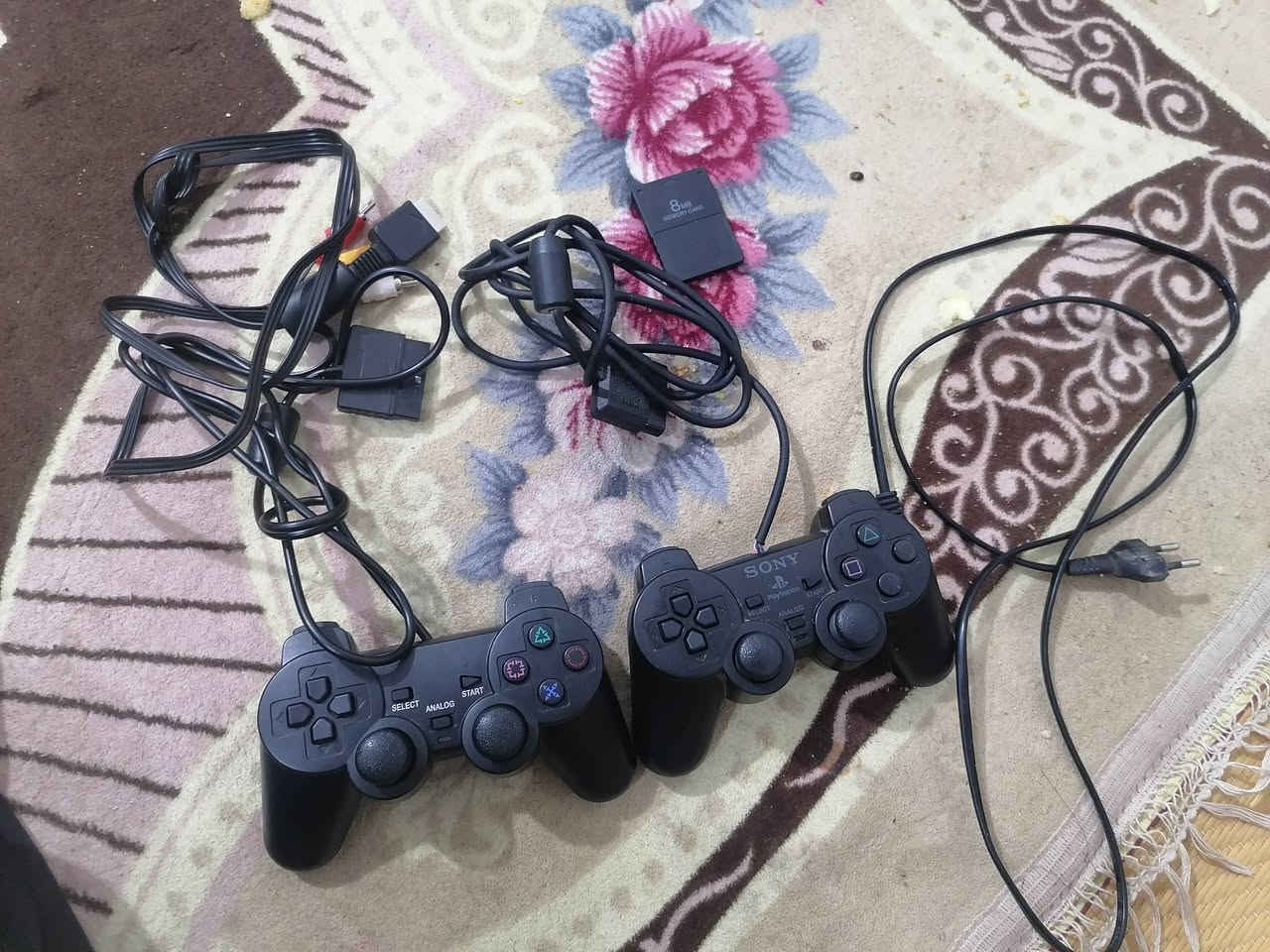 بلاي 2 للبيع سعر مالته 35 اي عطل مرجوع الوان نجف      ***********
