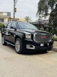 جمسي يوكن فول مواصفات SLTموديل 2017حادثهه فقط بنيد و مصبوغه حزام اثر ش...