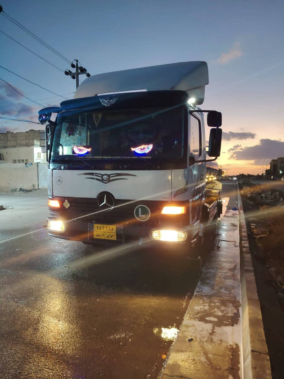 سلام عليكم تنكر جاحز لبيع ٨ طن موديل 2000
مكانه العماره ال الاستفسار ***********
