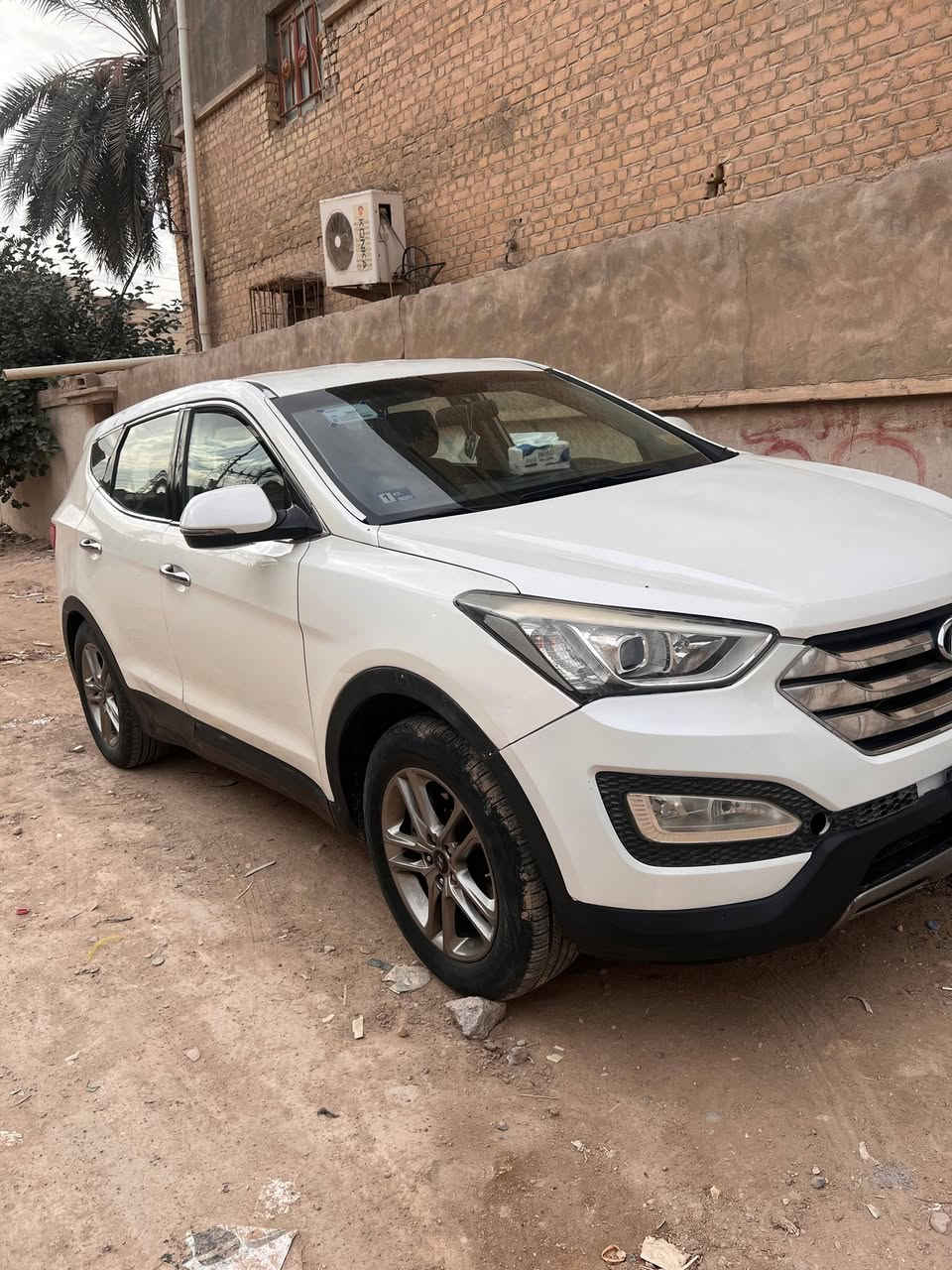 سنتافي 2013 وارد امريكي 5 راكب 2400 للبيع او امراوس. *********** .السعر 125
